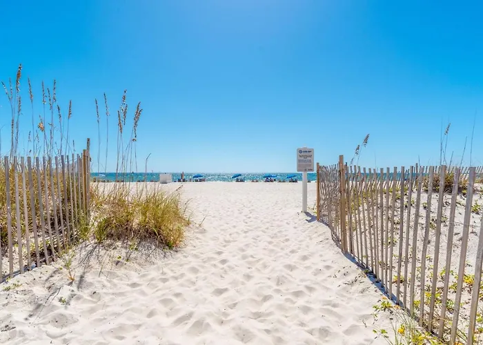 Gulf Shores Island Winds East #103, Gulf Front. Closest Building To Hangout!