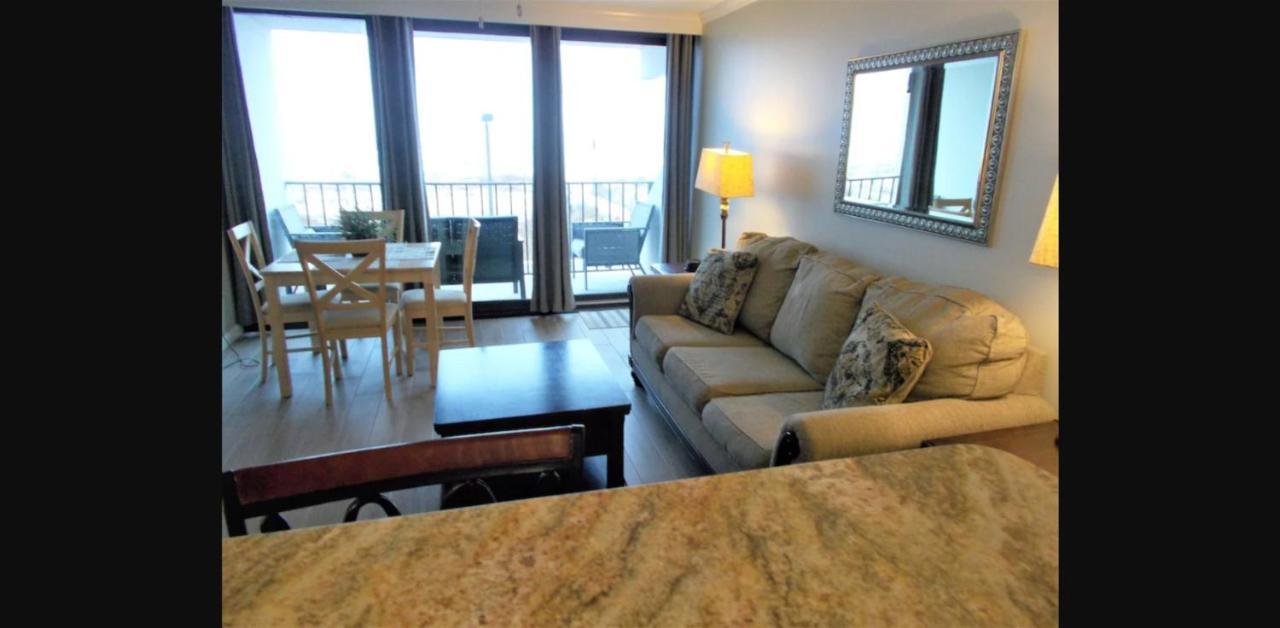 Island Winds East #103, Gulf Front. Closest Building To Hangout! Apartment Gulf Shores